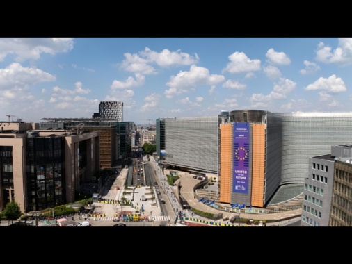 Bruxelles, '2 ipotesi per Kiev, prestiti Ue e asset russi'