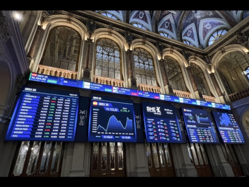 Borsa: Europa rallenta, bene Madrid +1,6%