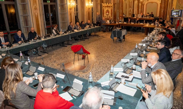 Varese, maratona bilancio: consiglio comunale non stop