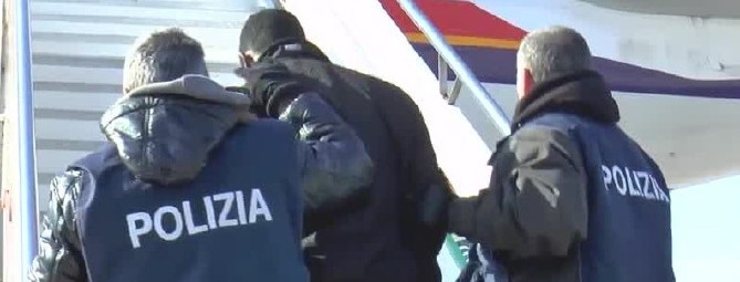 Malpensa: rimpatriato gambiano che aggredì una modella