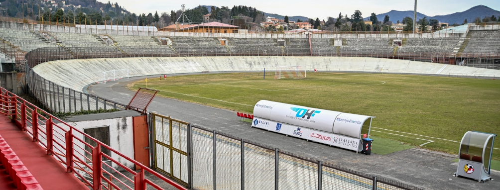 Lo stadio cade a pezzi. E il futuro resta incerto
