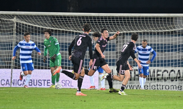 L’esultanza di Marconi (foto Domenico Ghiotto)