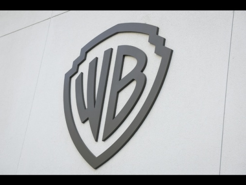 Paramount non molla, offre 108 miliardi per Warner Bros.