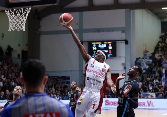 Stewart show, l’OJM passa a Cremona: 87-79