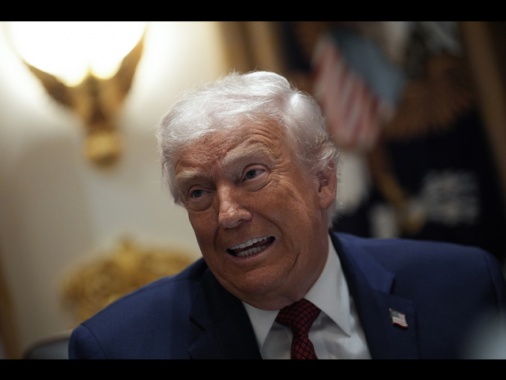 Trump, 'i leader europei sono deboli, non sanno cosa fare'