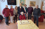 La benedizione di Papa Leone per i 103 anni di nonna Pina