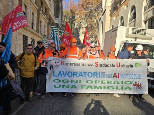 Urso e Calderone, garantita la continuità di Eurallumina con 9,6 milioni