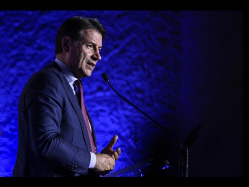 Conte, governo e Ue hanno fallito, lasciamo che gli Usa conducano il negoziato su Ucraina