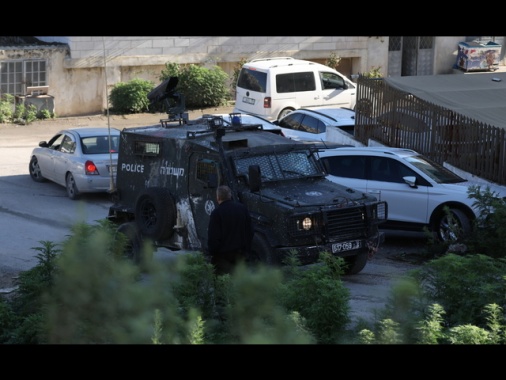 '100 palestinesi arrestati nei blitz di Israele in Cisgiordania'