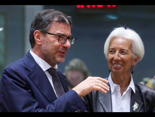 Fonti Mef, tutto chiarito tra Giorgetti e Lagarde sull'oro di Bankitalia