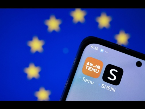 Ecofin decide dazio fisso di 3 euro a piccoli pacchi in entrata nell'Ue da luglio