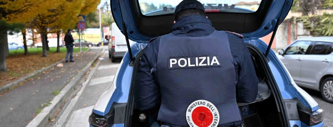 Vergiate, truffano una donna di 85 anni. Arrestati dalla Polizia