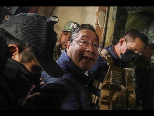 Bolivia, l'ex presidente Arce rinchiuso nel carcere di San Pedro