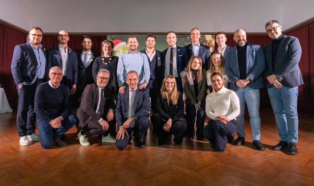 Auguri bipartisan al Natale di Area Giovani