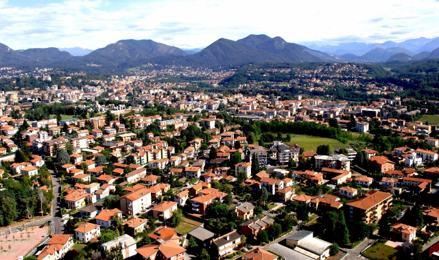 Giovanna, operaia di Varese aiutata dal Fondo Schuster