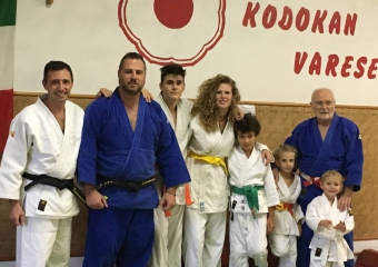 Ottavo dan a 87 anni: l'omaggio al maestro Talamona