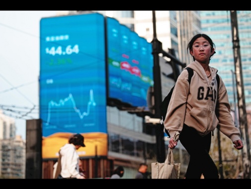 Borsa: l'Asia chiude in rialzo con le scommesse sulla Fed