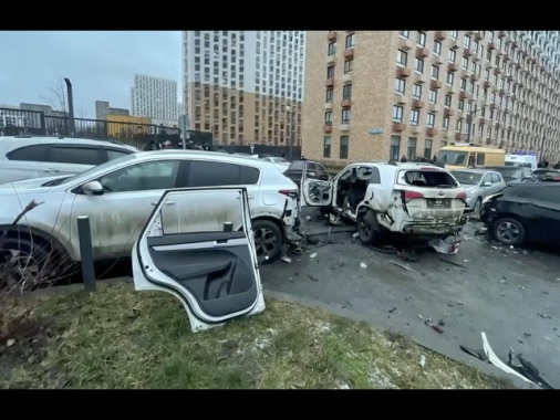 A Mosca esplode auto nella via dove è morto il generale, 2 agenti feriti