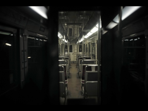 Ferite tre donne accoltellate nella metro di Parigi, aggressore in fuga