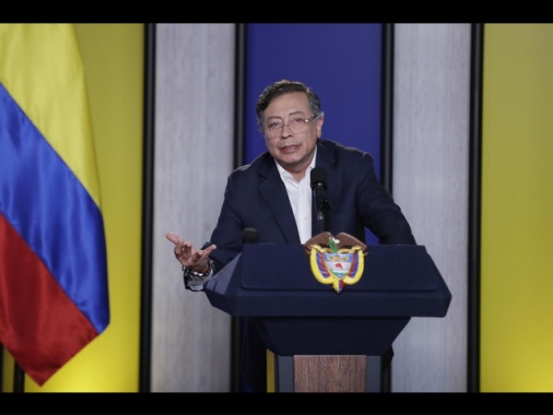 Il presidente colombiano riorganizza i vertici militari in vista del 2026
