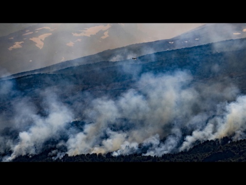 Incendi devastano la Patagonia argentina, distrutti 2.100 ettari