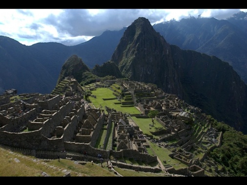 Scontro tra treni diretti a Machu Picchu, un morto e 30 turisti feriti