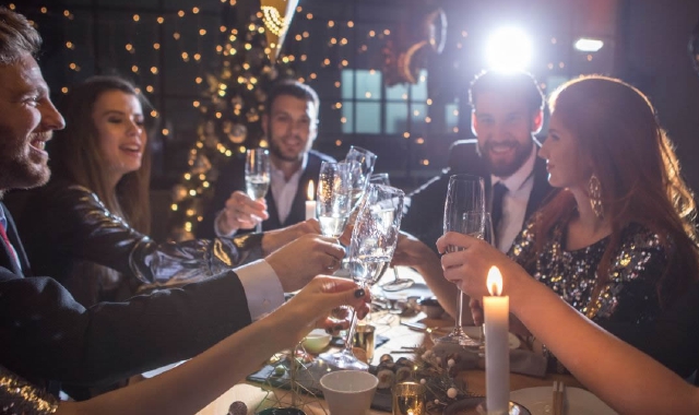 Veglione al ristorante: i varesini escono di casa