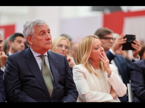 Tajani, su Crans-Montana in costante contatto con Meloni