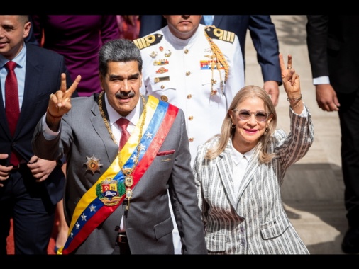 Media, 'in corso preparativi per portare Maduro a New York'