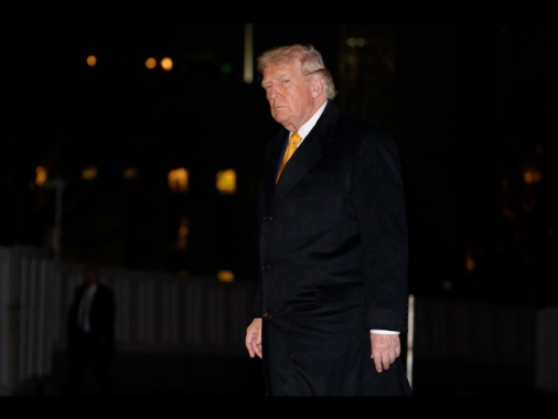 Trump, l'agente dell'Ice ha sparato per autodifesa