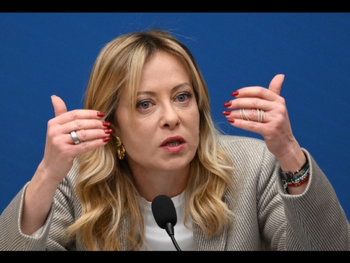 Meloni, a delegittimare le toghe è la campagna dell'Anm nelle stazioni