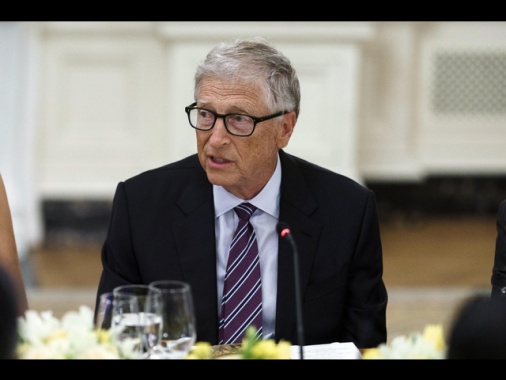 Bill Gates trasferisce 8 miliardi a una no profit dell'ex moglie