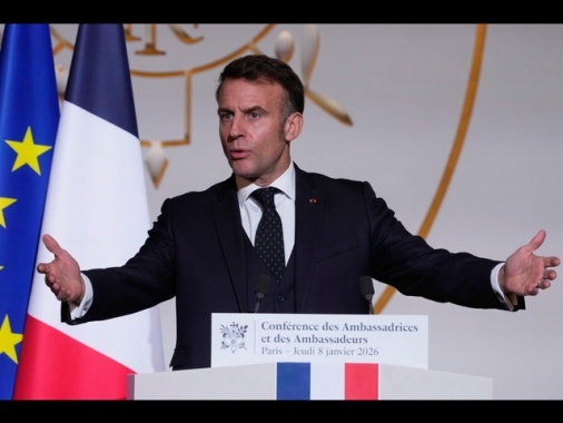 Media, Parigi potrebbe inviare 6.000 soldati nel dopo-guerra in Ucraina