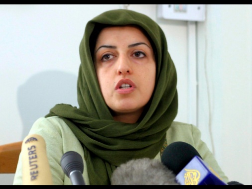 Fondazione Mohammadi, la premio Nobel ha subito gravi percosse in cella