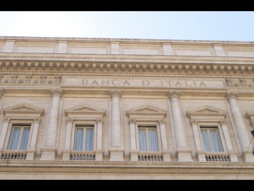 Bankitalia, a novembre accelerano prestiti banche, +2,1%