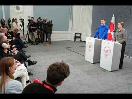 Frederiksen, 'Nato difenda Groenlandia come tutto il suo territorio'