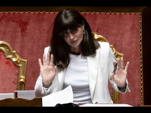 Bernini, gli studenti di Medicina a Tirana pagheranno le stesse tasse di Roma