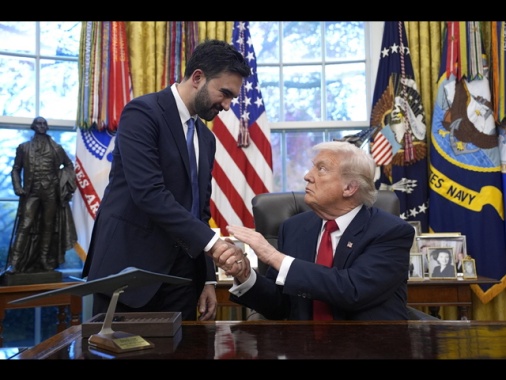 'Trump e Mamdani si scambiano messaggi telefonici'