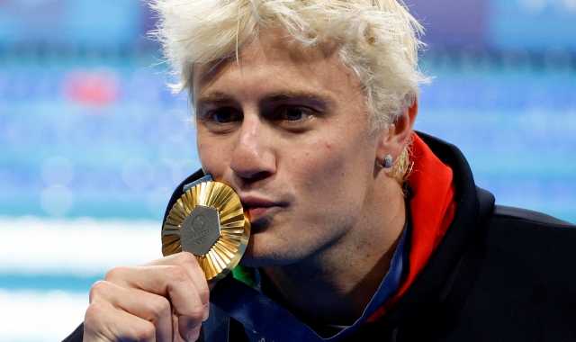 Nicolò Martinenghi, oro olimpico nei 100 rana ai Giochi di Parigi 2024 (foto Franck Robichon/EPA)
