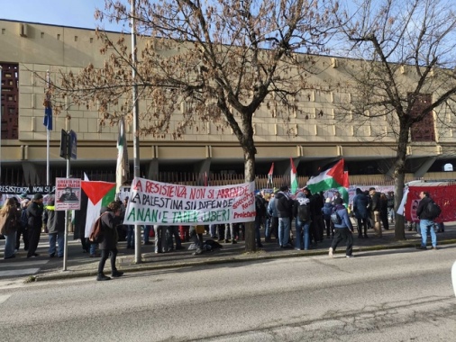 Processo a palestinesi, Yaeesh condannato a 5 anni e 6 mesi per terrorismo