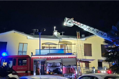 Canna fumaria in fiamme