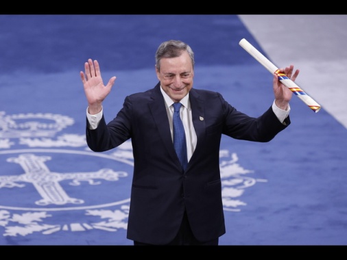 Il premio Carlo Magno a Draghi, 'per la sua grande azione per l'Ue'