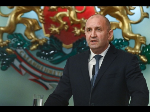 Si dimette il presidente bulgaro Radev, 'correrò nelle elezioni anticipate'