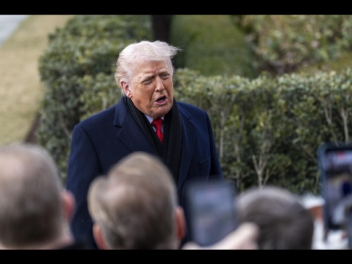 Trump, 'ottima telefonata con Rutte, a Davos incontro su Groenlandia'