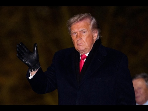 Trump, 'Caracas lavora bene, vorrei coinvolgere Machado'