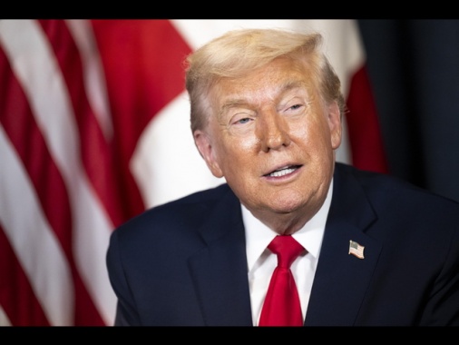 Trump, 'definito quadro per accordo su Groenlandia, non imporrò i dazi'