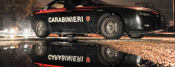 Derubarono turiste, tre anni di foglio di via