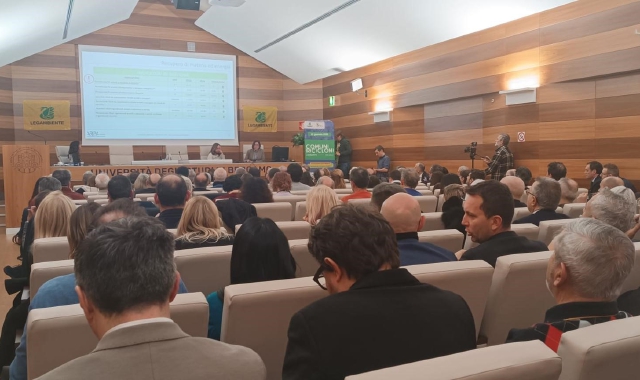 La conferenza all’università di Bergamo dove sono state conferite le “maglie verdi” della Regione