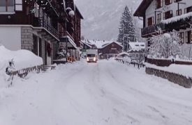 A Macugnaga cadono altri 20 centimetri di neve