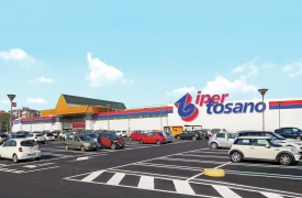 All’Iper senza pagare i superalcolici: denunciata